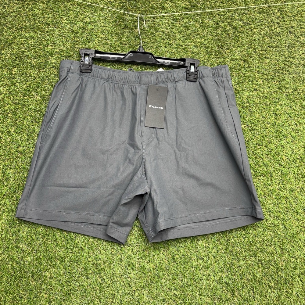Fabletics The Don Pull-On Short Mens Large 6in Classic Gray Tech Sports NWT